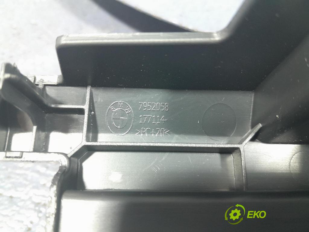Bmw X5 2023 kryt Plast: Interiéry: 7952058