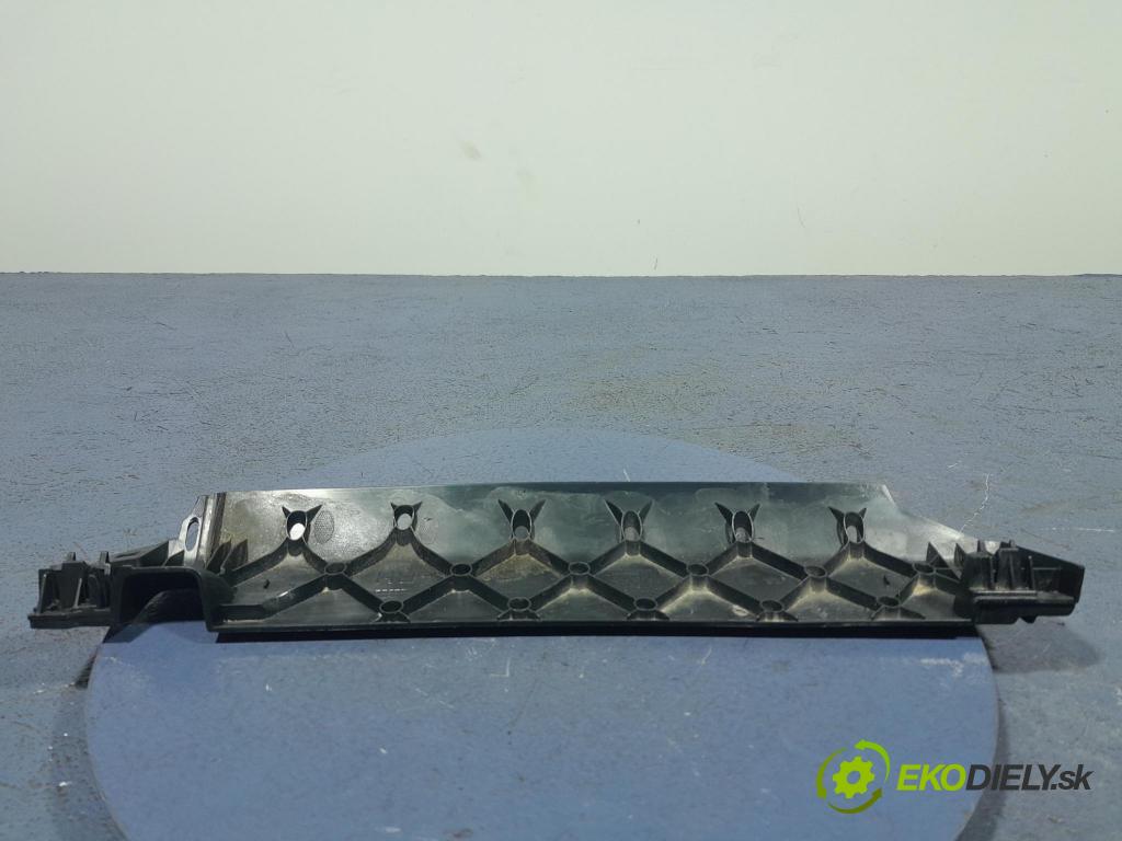 Bmw X5 2023 kryt Plast: Interiéry: 7471006