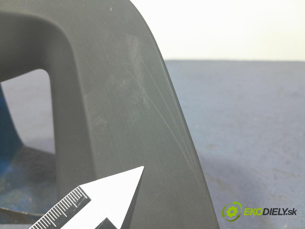 Bmw X5 2023 kryt Plast: Interiéry: 9621059