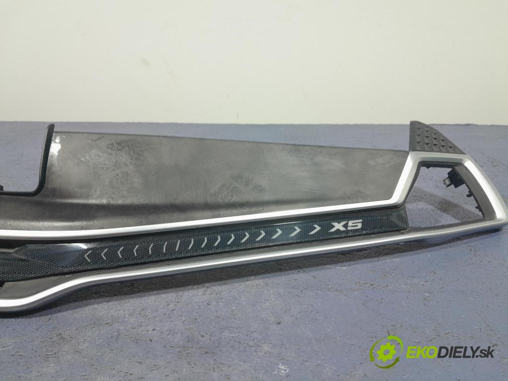 Bmw X5 2023 lišta Dekoratívne: 5A01333