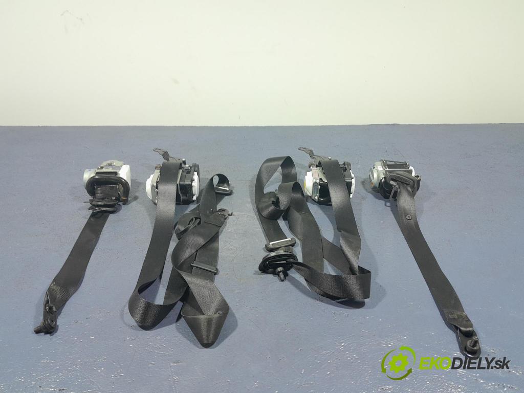 Bmw X5 2023 Pásy: Bezpečnosť: x 5A70915