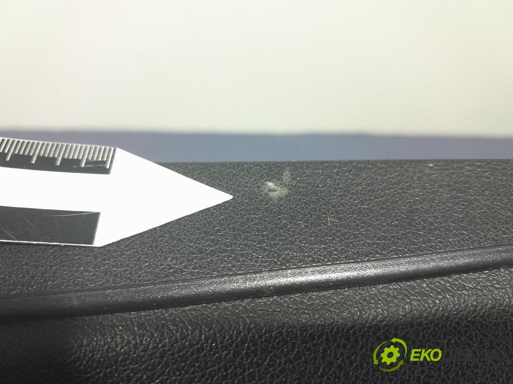 Bmw X5 2023 zadna dveře kufra: kufra: