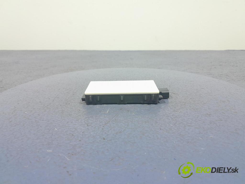 Bmw X5 2023 Radar: 5A60303