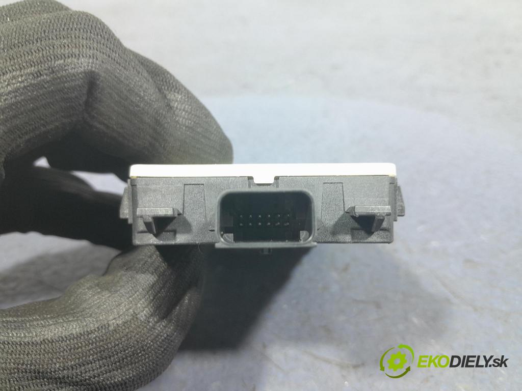 Bmw X5 2023 Radar: 5A60303