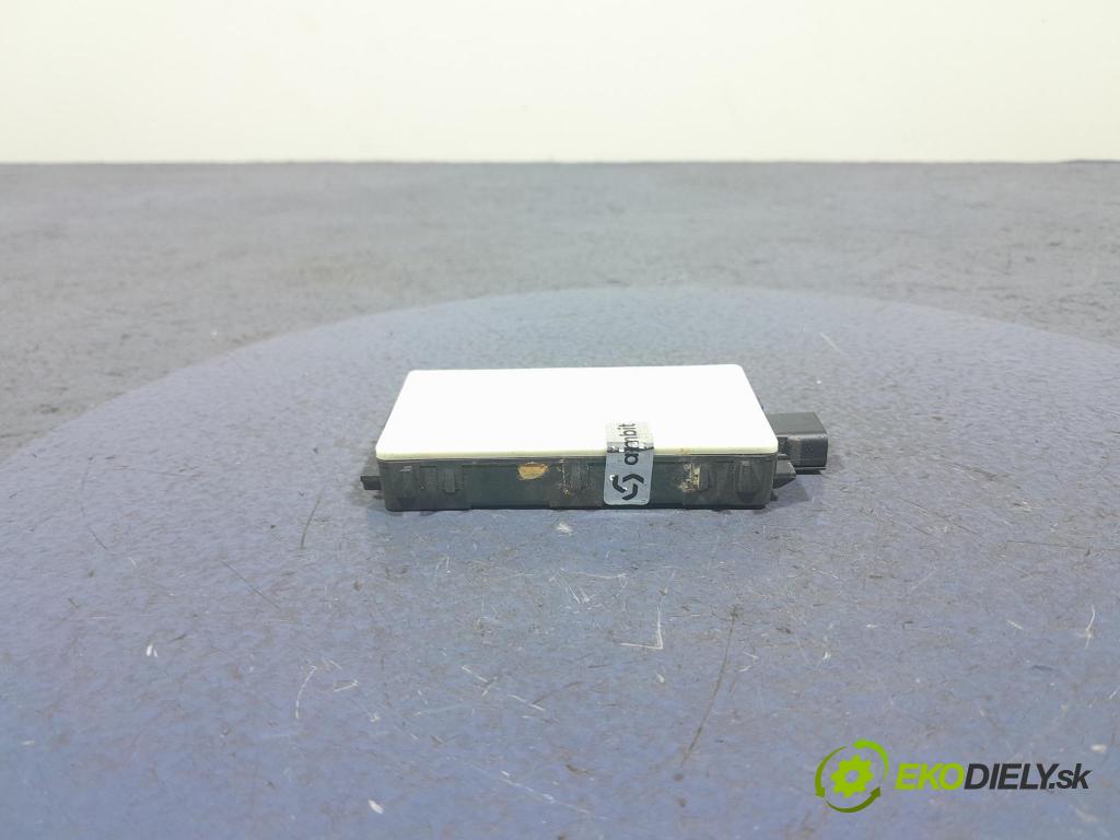 Bmw X5 2023 Radar: 5A60303