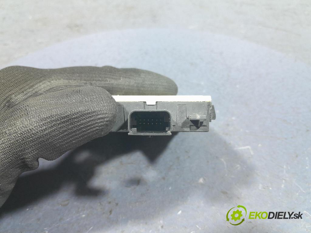 Bmw X5 2023 Radar: 5A60304