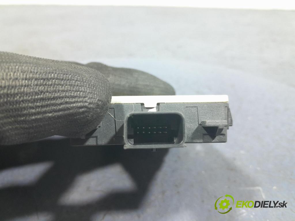 Bmw X5 2023 Radar: 5A60304
