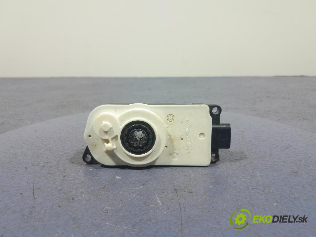 Bmw X5 2023 miežka / Gril: 9881646