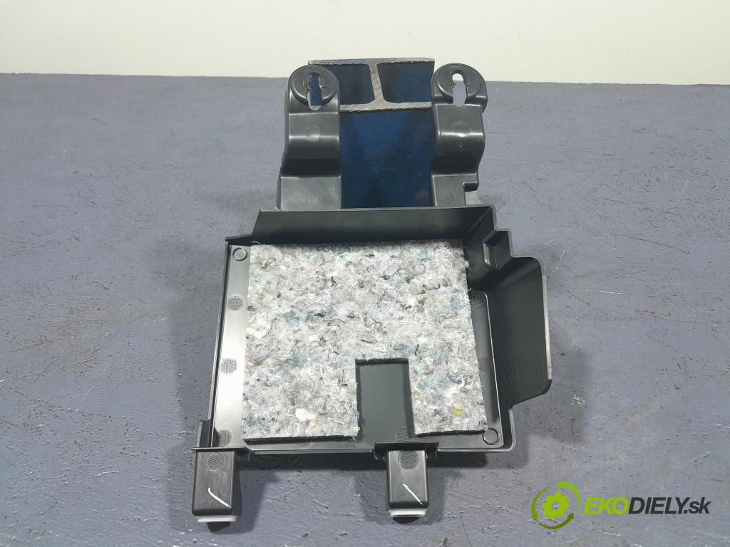 Bmw X5 2023 kryt Plast: Interiéry: 7466134