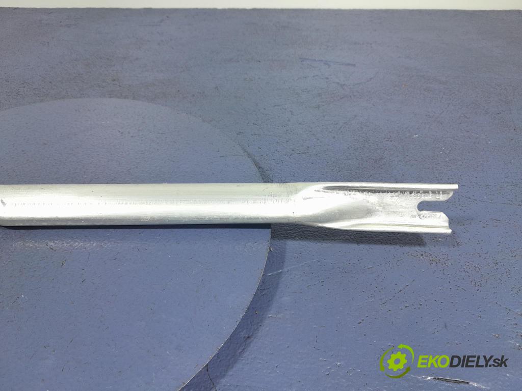 Bmw X5 2023 výstuha Predné: / pas predný 7337924