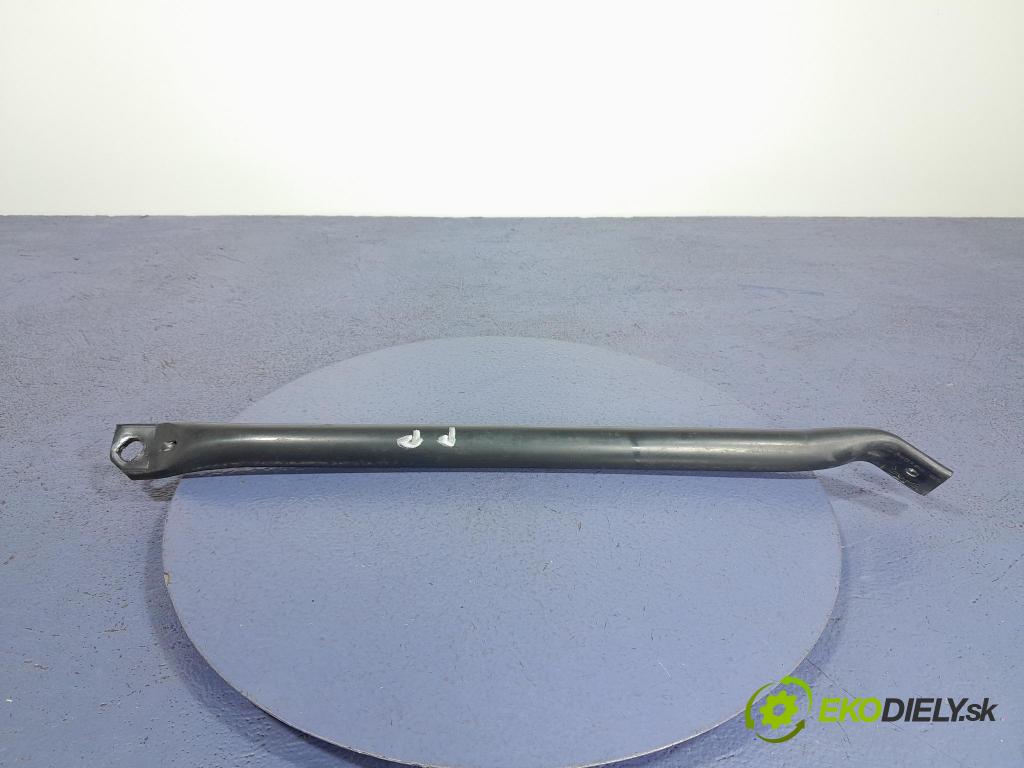 Bmw X5 2023 výztuha Čelní / stěna Přední 7445102