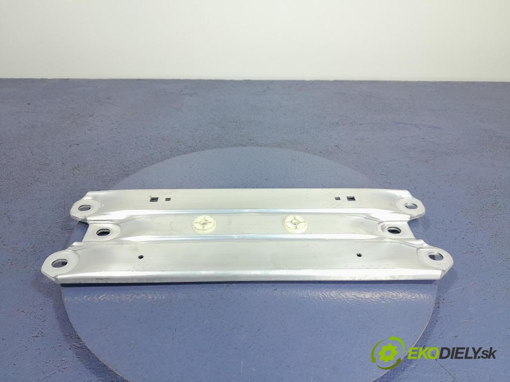 Bmw X5 2023 kryt Plast: podvozek: 7339964