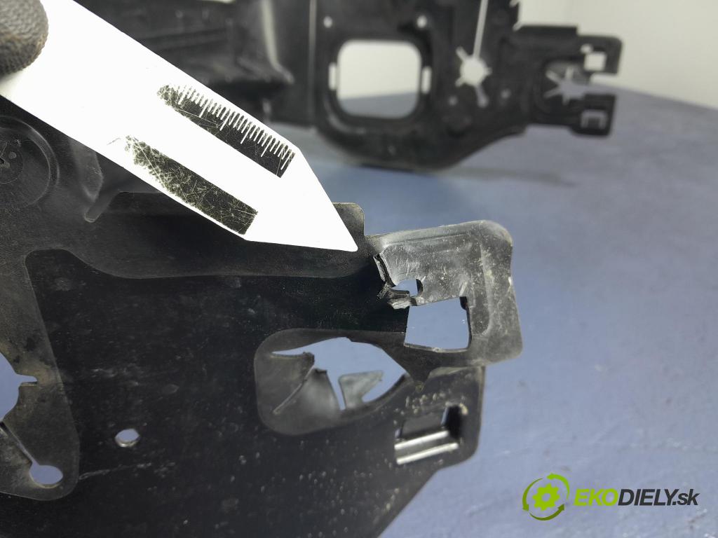 Bmw X5 2023 Vstup: Vzduch: 7421675