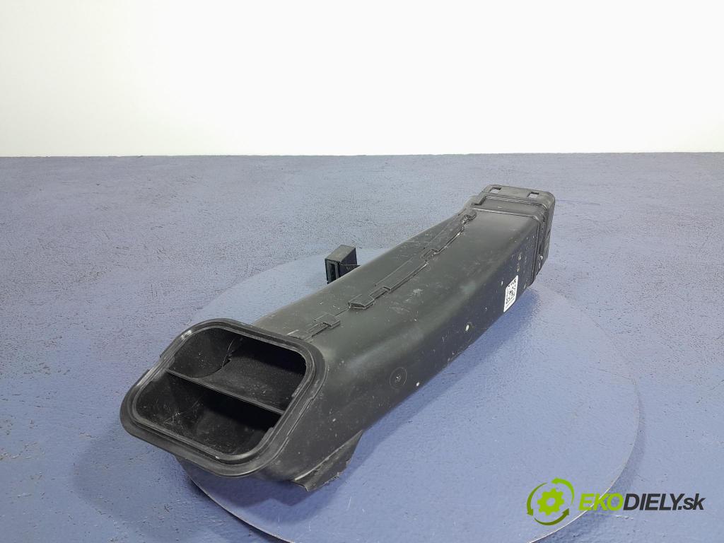 Bmw X5 2023 Prívod: Vzduch: 8635093