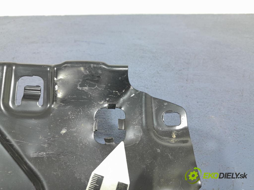 Bmw X5 2023 výztuha Čelní / stěna Přední 7421711