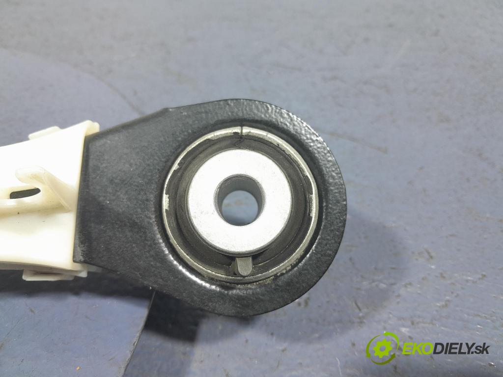 Bmw X5 2023 zad v pravo: 6878030