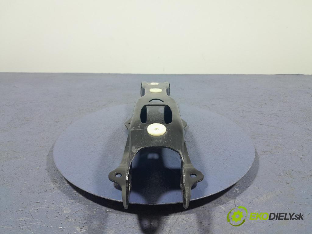 Bmw X5 2023 zad v pravo: 68778031