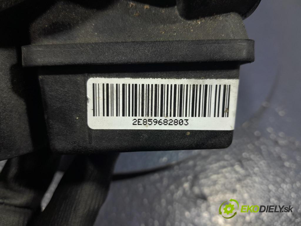 Bmw X5 2023 rúrka Vzduch: 8596828