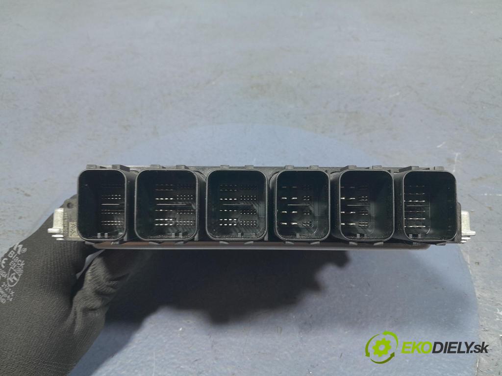 Bmw X5 2023 riadiaca jednotka Motor: 7102358