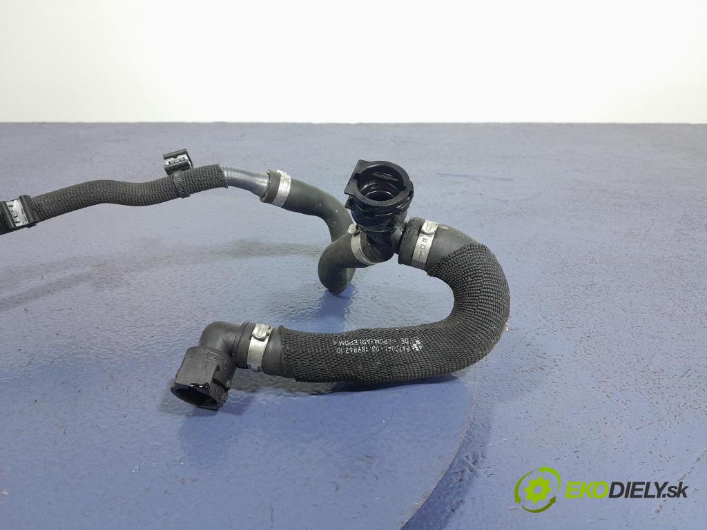 Bmw X5 2023 rúrka Chladič: 8470041