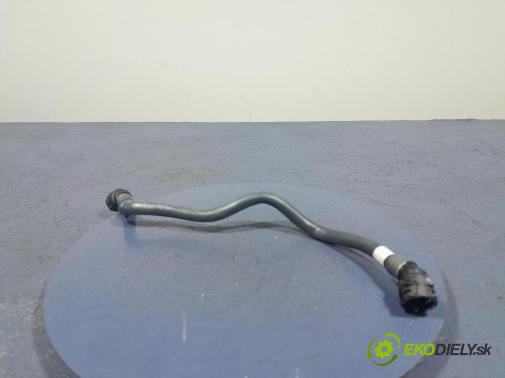 Bmw X5 2023 trubka Chladič: 8598354