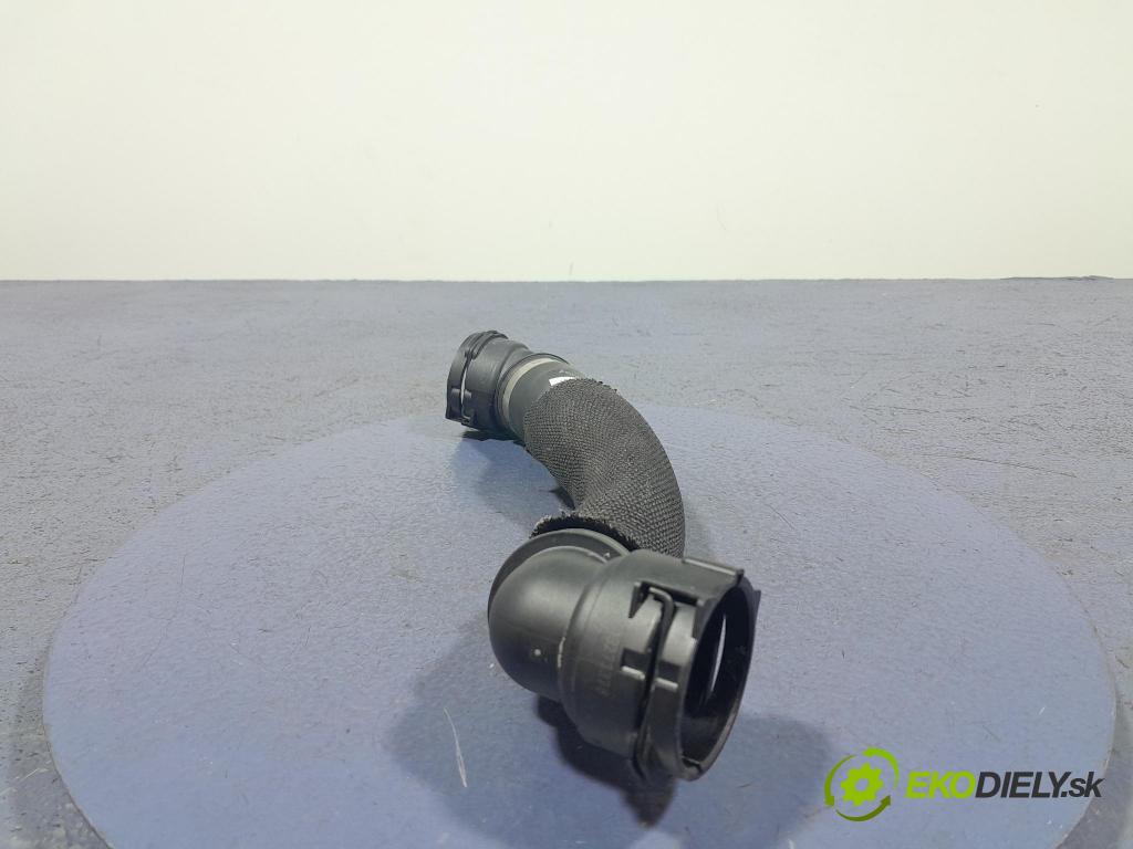 Bmw X5 2023 trubka Chladič: 8596052