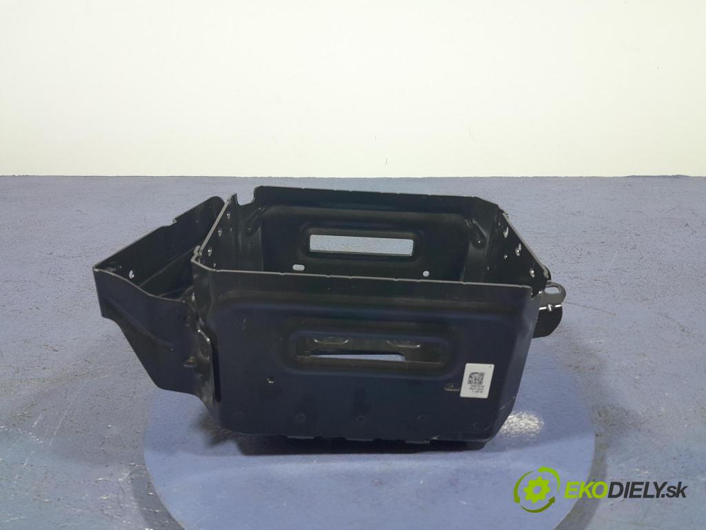 Bmw X5 2023 Základ: Akumulatora: 8780794