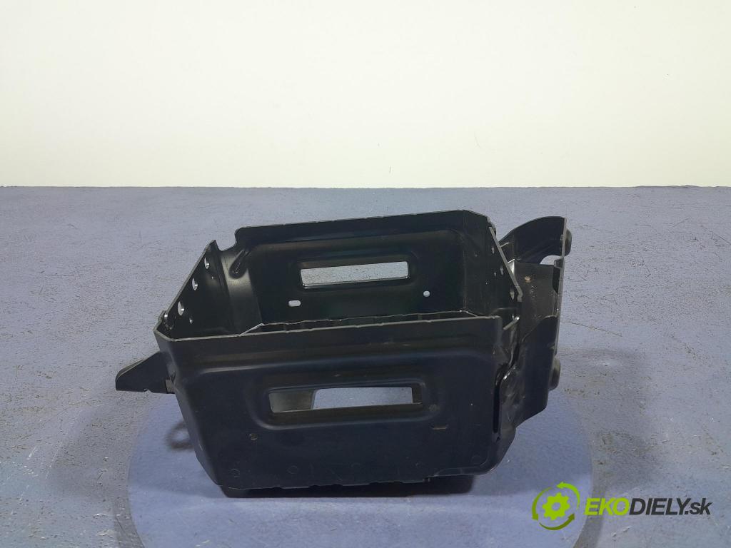 Bmw X5 2023 Základ: Akumulatora: 8780794