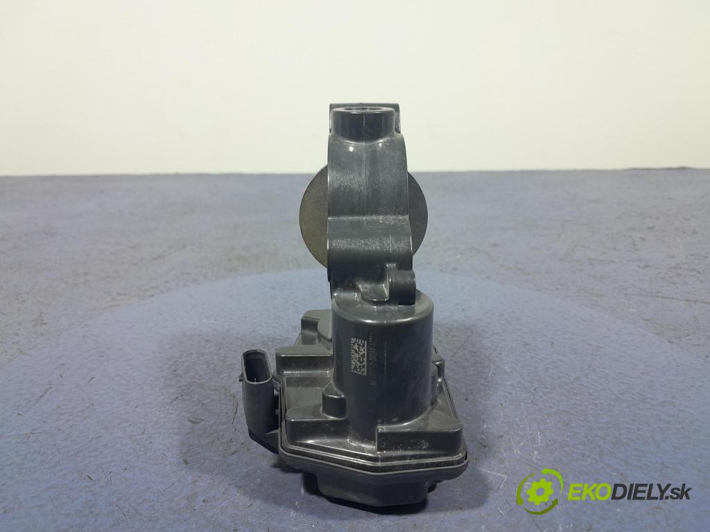 Bmw X5 2023 klapka 8512452