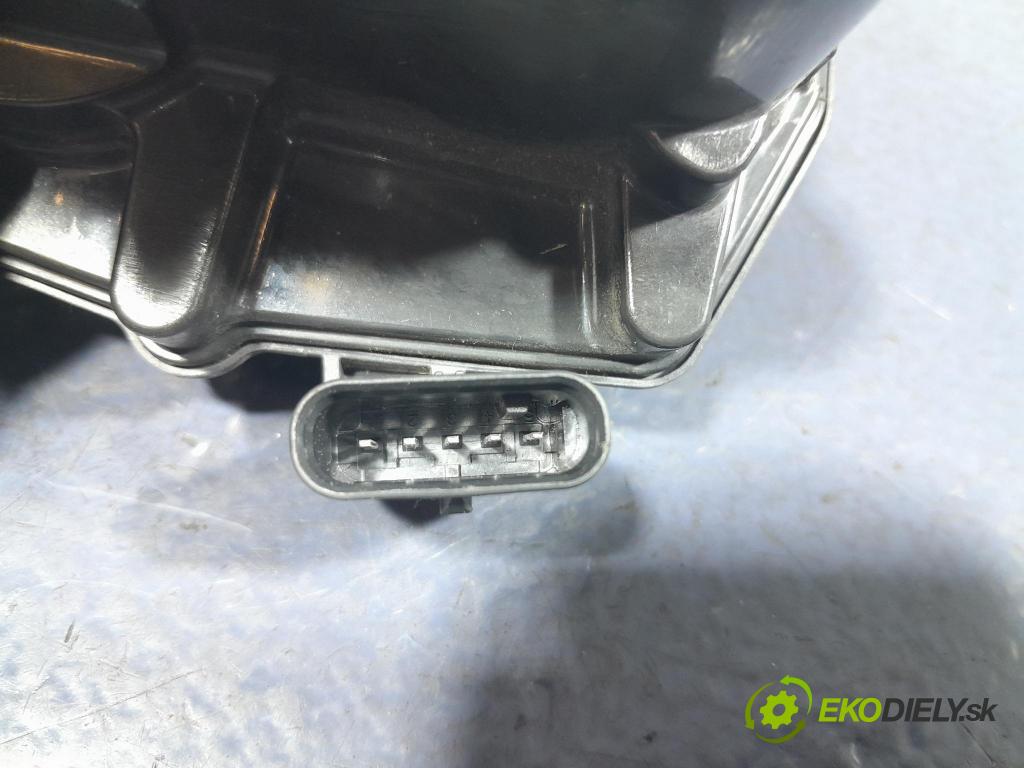 Bmw X5 2023 klapka 8512452