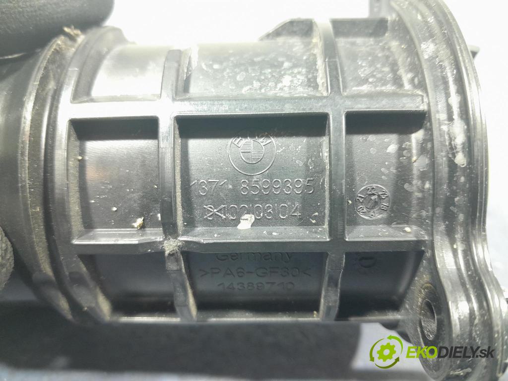 Bmw X5 2023 trubka Vzduch: 8599395
