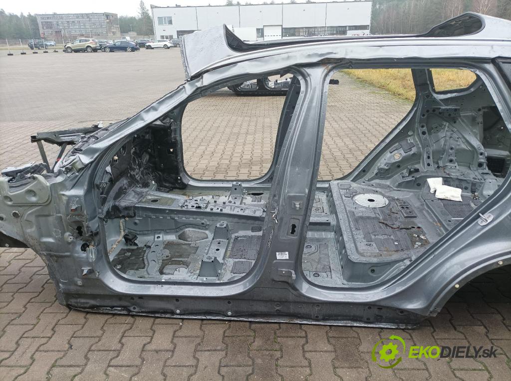 Bmw X5 2023 práh Levý: