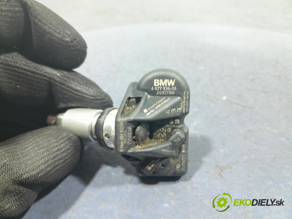 Bmw X5 2023 snímač Tlak Pneumatiky: 6877936