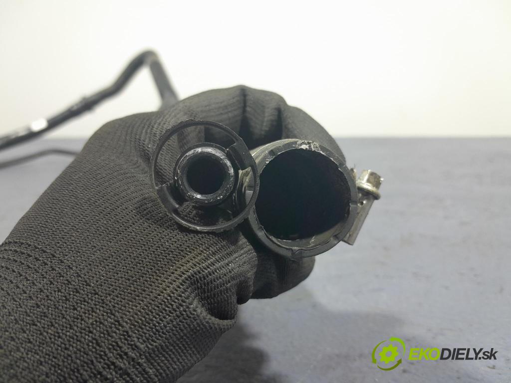 Bmw X5 2023 Nalievacie hrdlo: paliva 7440011