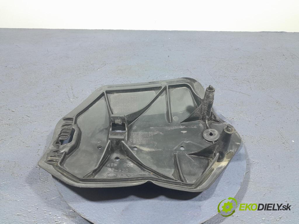 Bmw X5 2023 kryt Plast: podvozek: 6877044