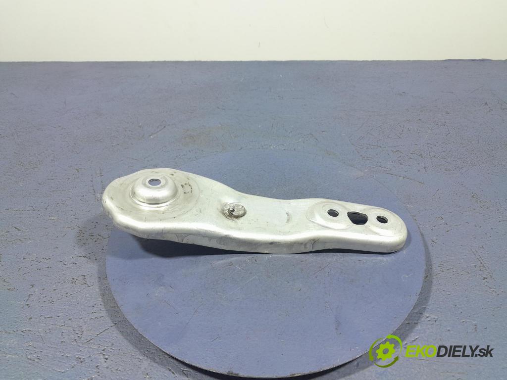 Bmw X5 2023 tyč Reakční 6878763
