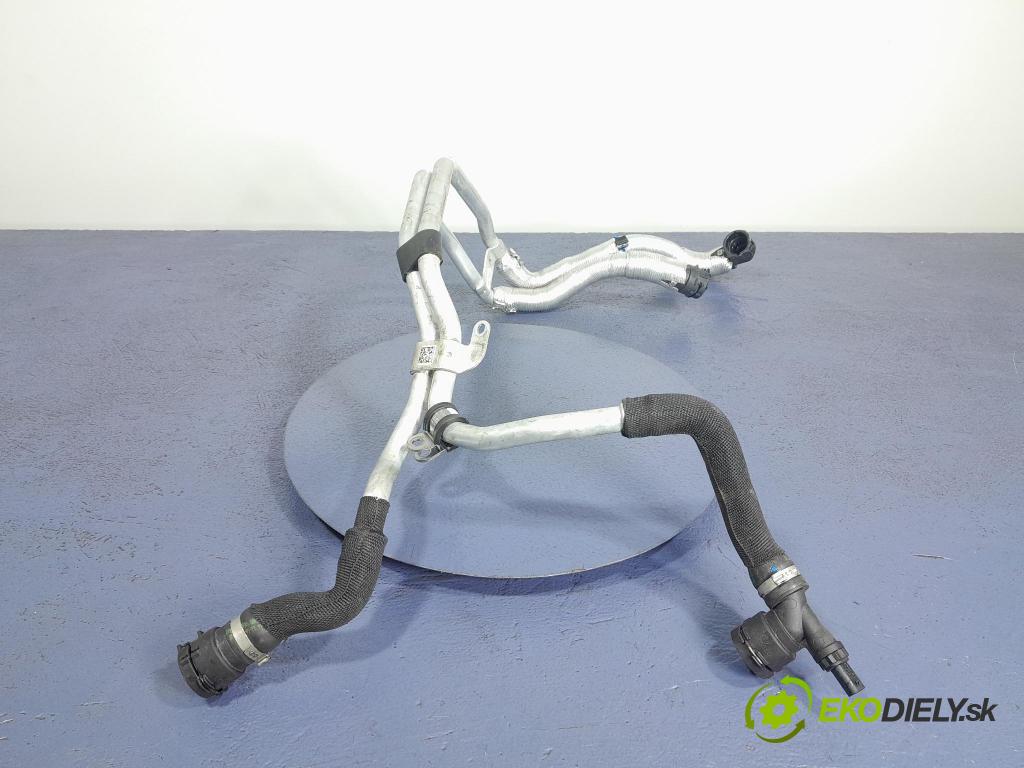 Bmw X5 2023 trubka Chladič: 8596395