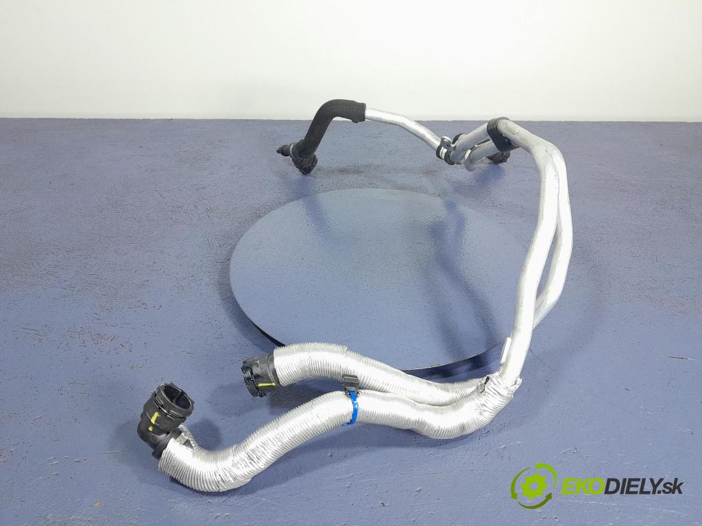 Bmw X5 2023 trubka Chladič: 8596395