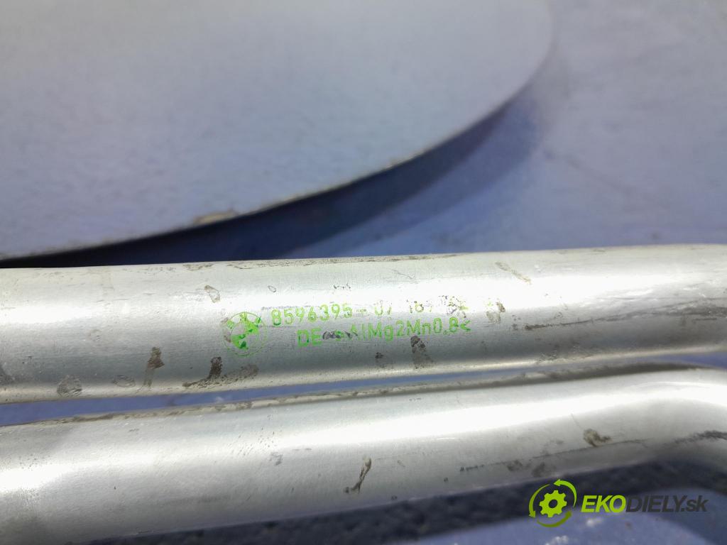 Bmw X5 2023 trubka Chladič: 8596395