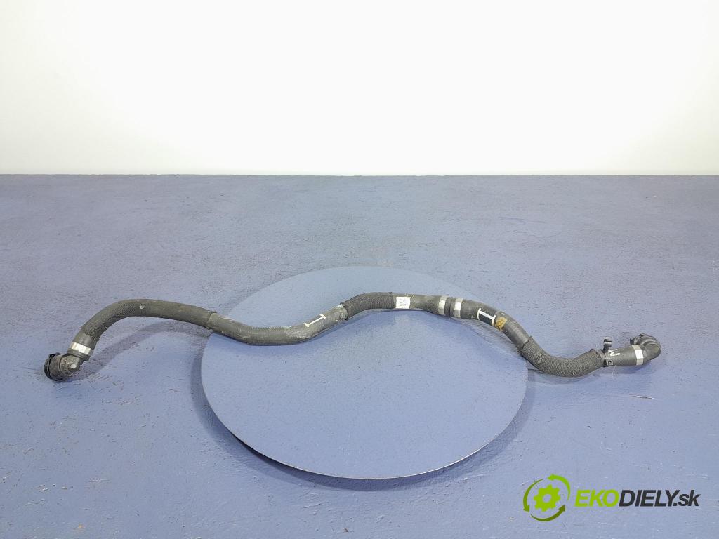Bmw X5 2023 trubka Chladič: 8598057