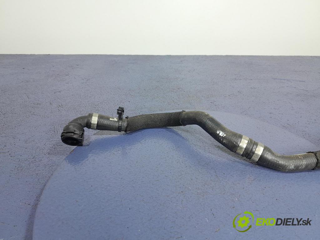 Bmw X5 2023 trubka Chladič: 8598057