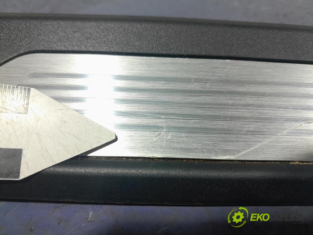 Bmw X3 2022 lišta Dekoratívne: Prah: 8068487