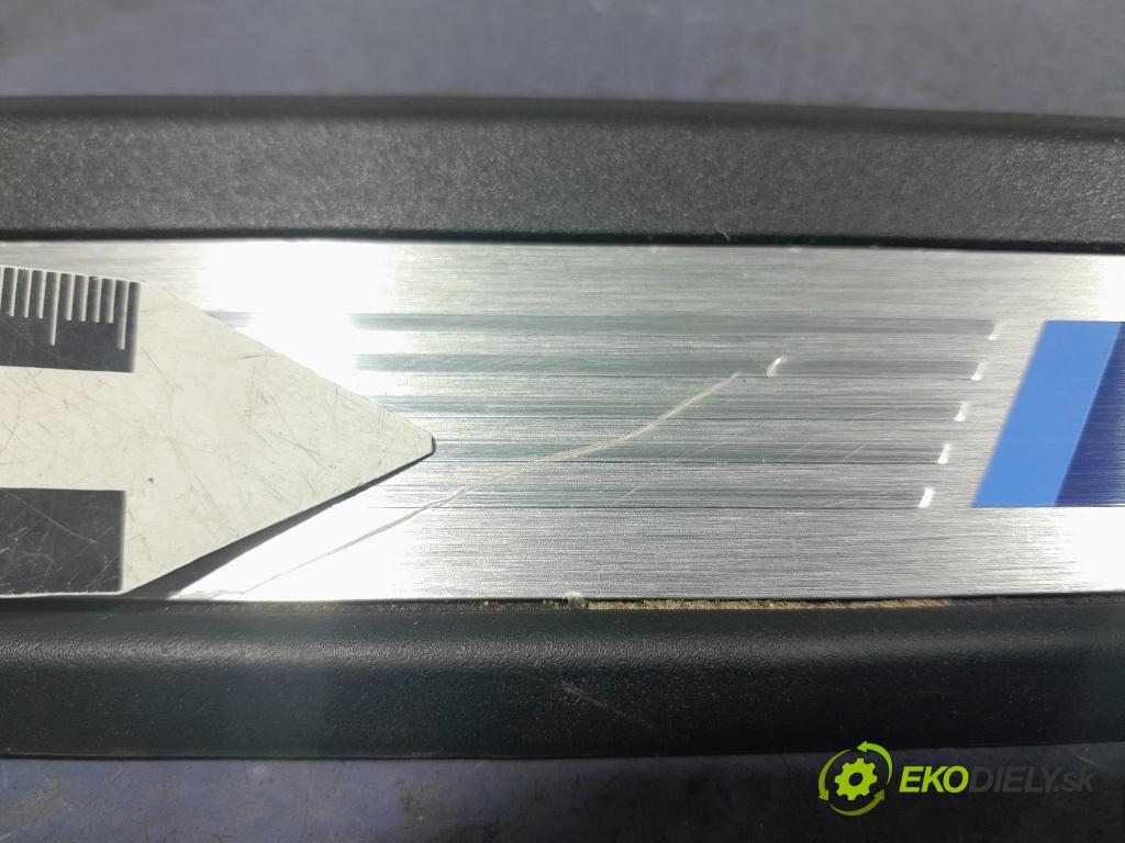 Bmw X3 2022 lišta Dekoratívne: Prah: 8068487