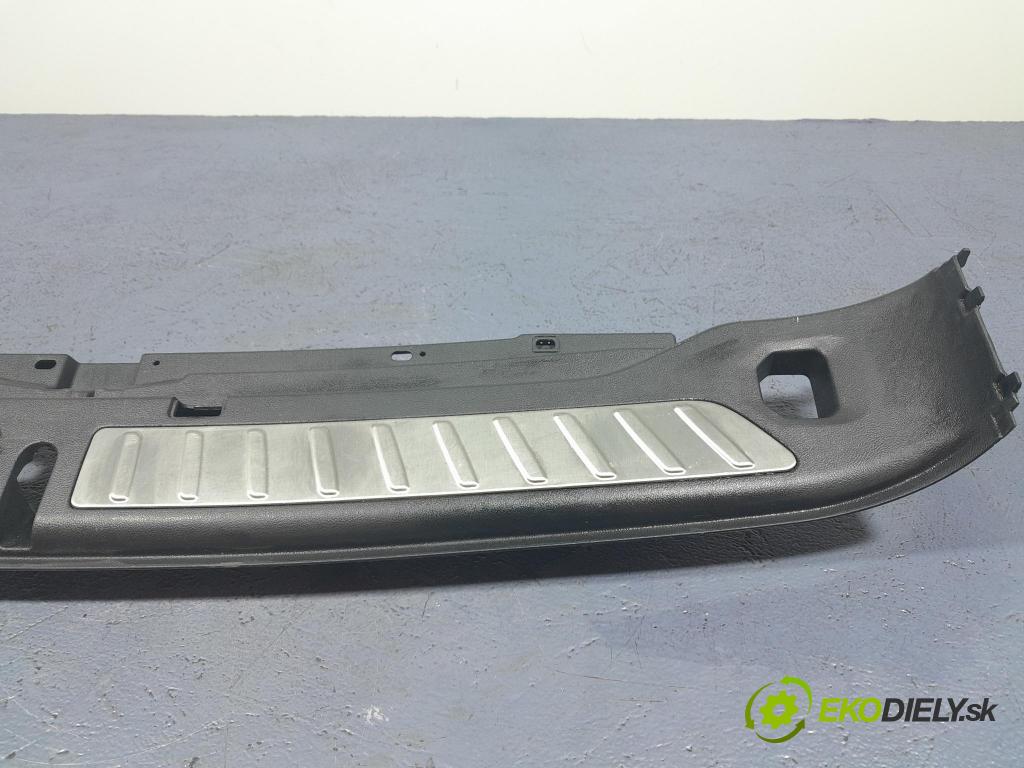 Bmw X3 2022 lišta kufr 7396612