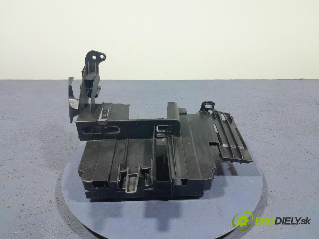 Bmw X3 2022 riadiaca jednotka Motor: 8632555