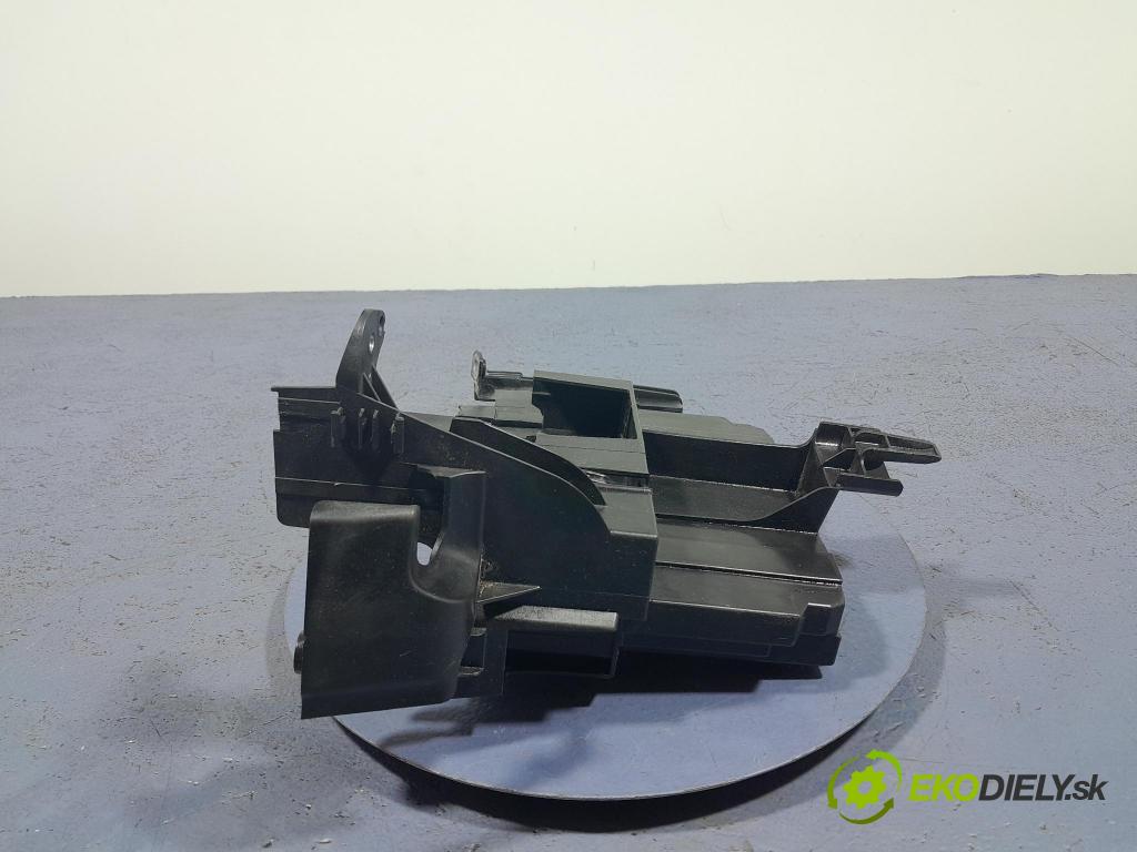 Bmw X3 2022 riadiaca jednotka Motor: 8632555