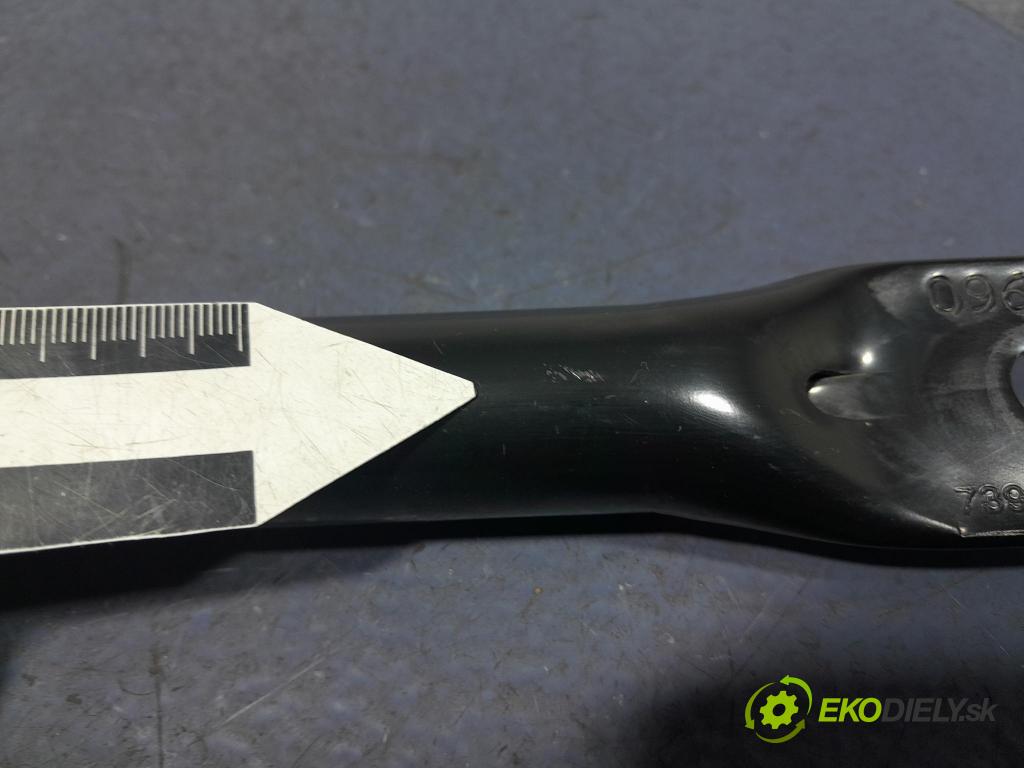 Bmw X3 2022 výstuha Predné: / pas predný 7399963