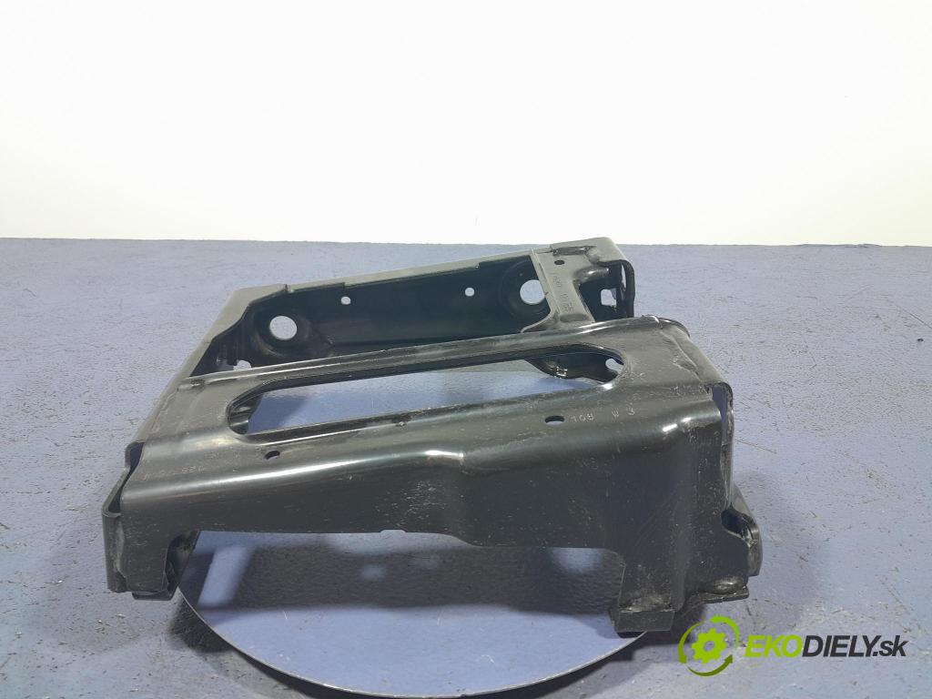 Bmw X3 2022 výstuha Predné: / pas predný 7399915