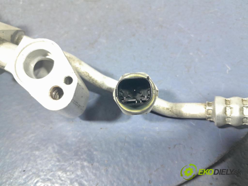 Bmw X3 2022 rúrka Klimatizácia: 9484073