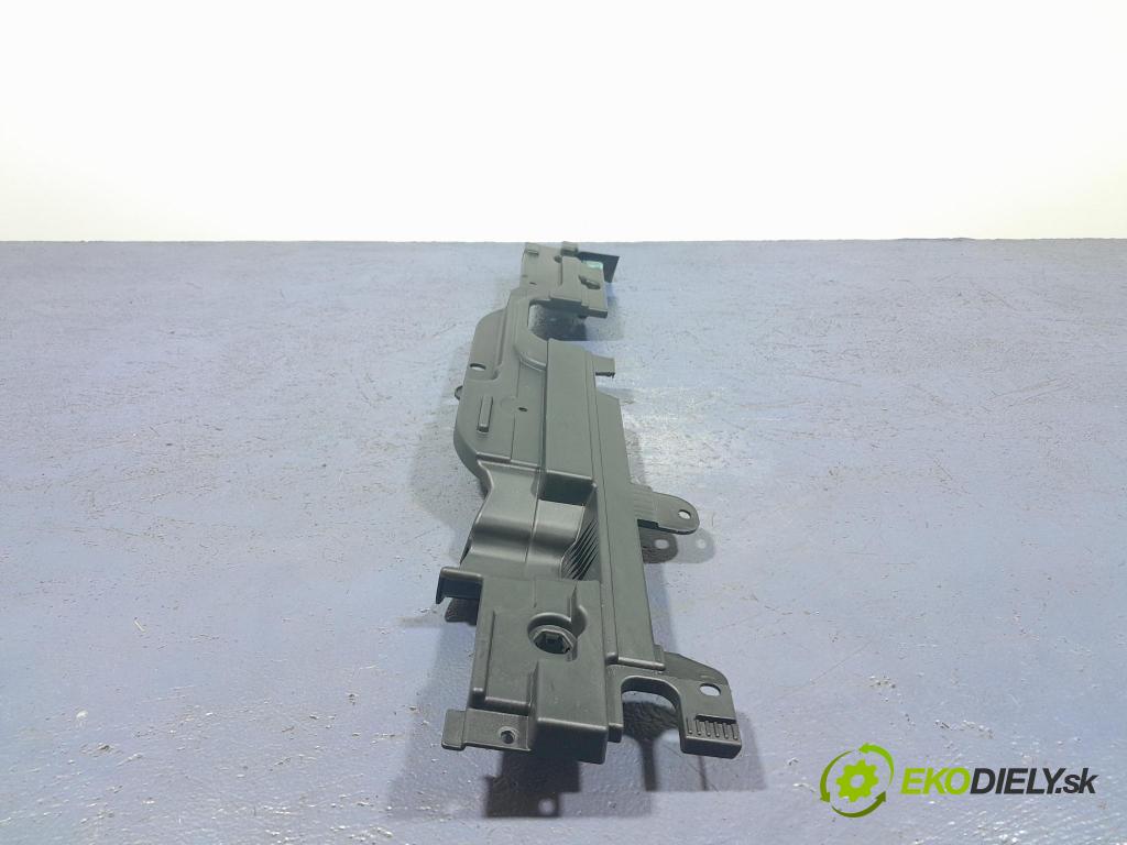 Bmw X3 2022 lišta kufr 7396584